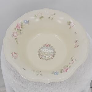 Pfaltzgraff Vintage Tea Rose Holiday Collection Sculped Serving Bowl